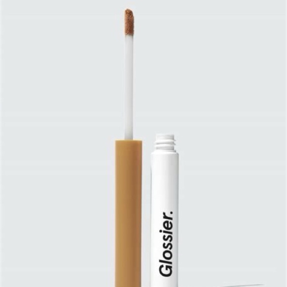 (NEW) Glossier Skywash Sheer Matte Lid Tint — Palm